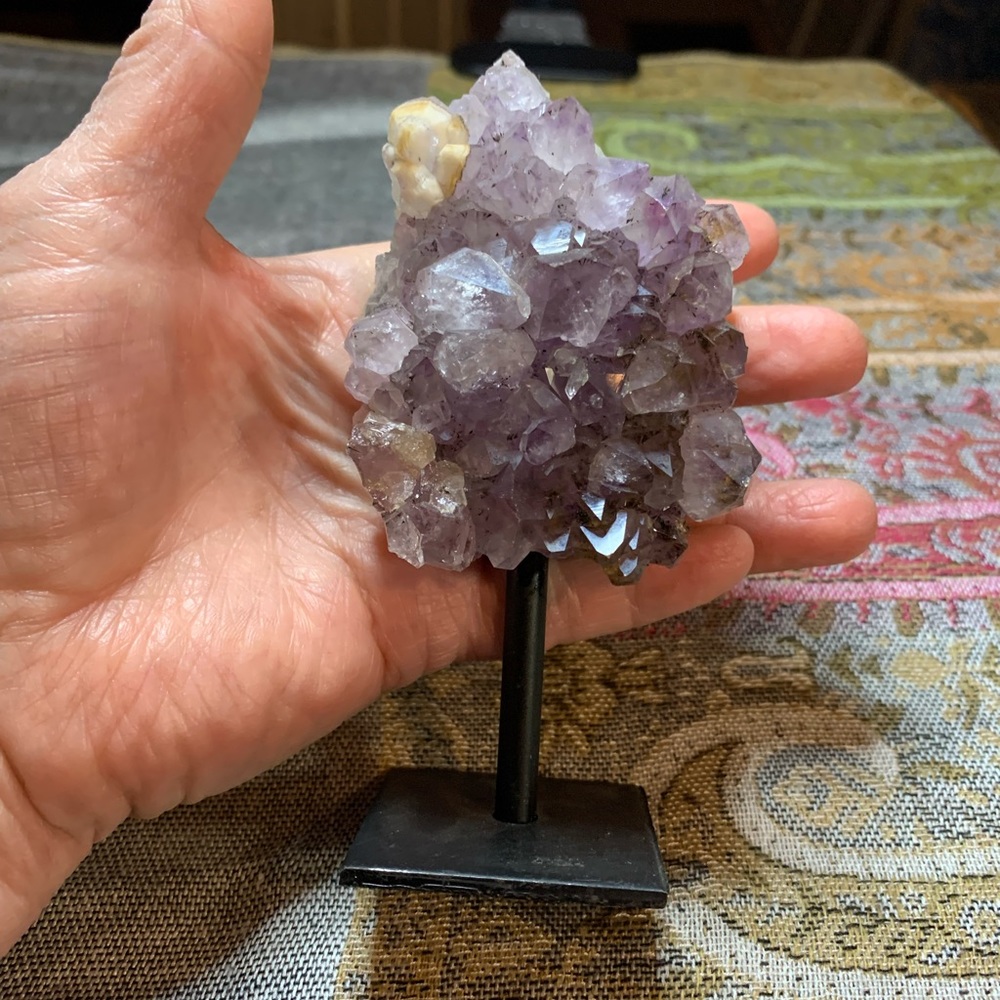 Amethyst crystals - Picture 3 of 8